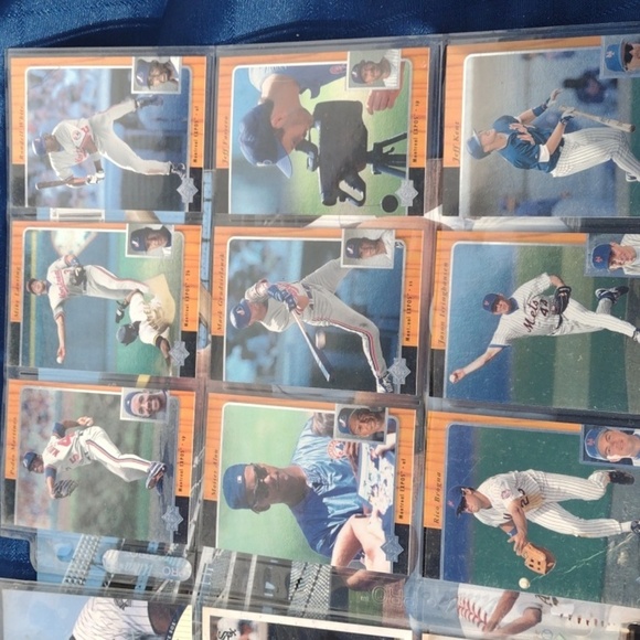Vintage Baseball Card Collection - Picture 3 of 5